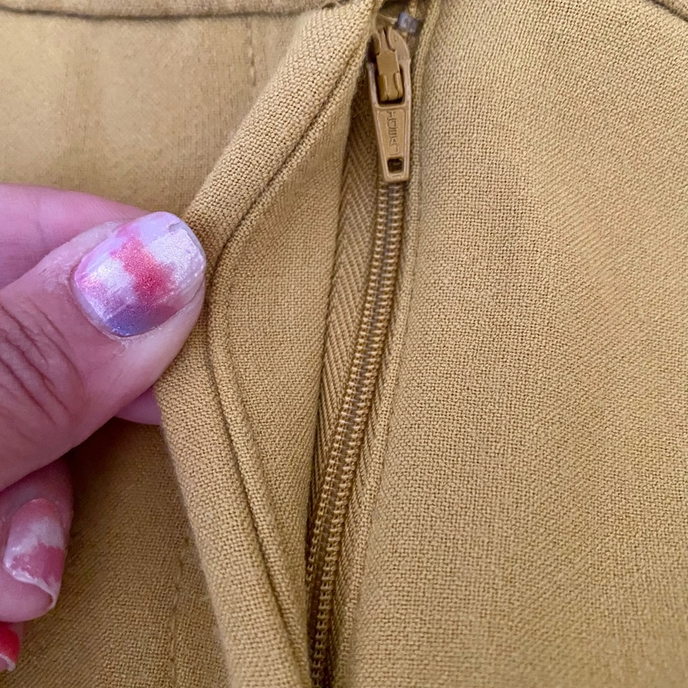 Old Navy Mustard Yellow Harper Mid Rise Ankle Pant - Picture 9 of 9
